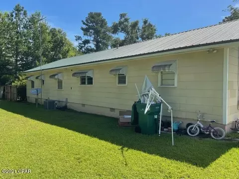 586 5th St, Chipley, FL 32428 photo 2