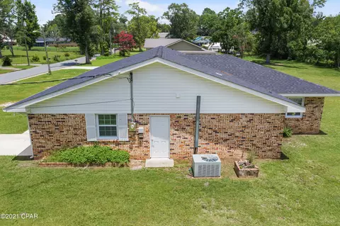 753 4th St, Chipley, FL 32428 photo 13