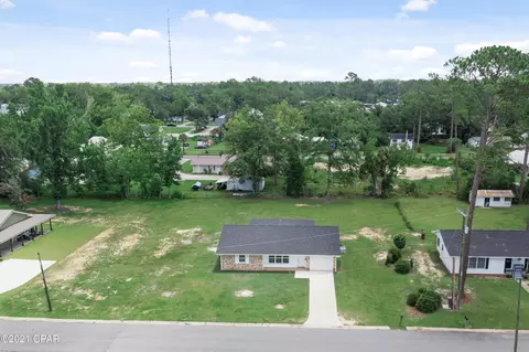 753 4th St, Chipley, FL 32428 photo 17