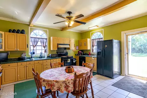 454 Persimmon St, Freeport, FL 32439 photo 4