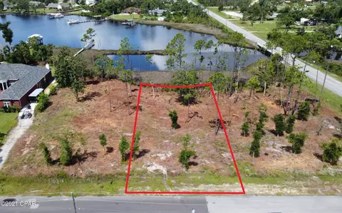 508 Mills Ln, Panama City, FL 32404
