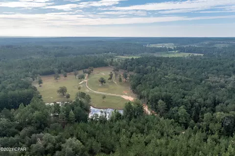 2064 Laura Ln, Chipley, FL 32428 photo 2