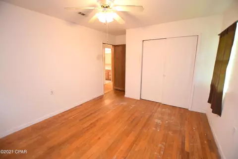 793 5th St, Chipley, FL 32428 photo 3