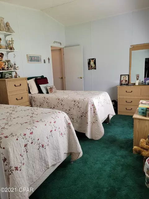 5296 Baxter Rd, Malone, FL 32445 photo 15