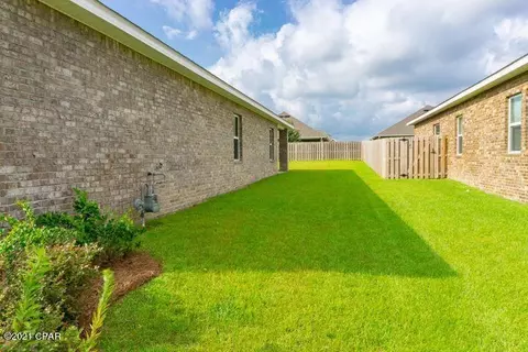 785 Cornelia St, Freeport, FL 32439 photo 7