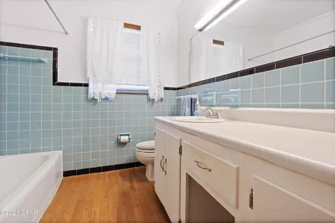 889 Kirkland Rd, Chipley, FL 32428 photo 9