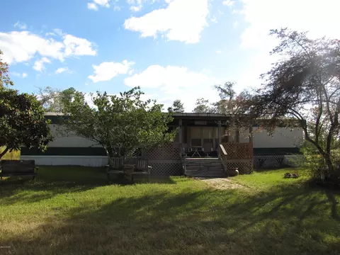 2320 Rolling Pines Rd, Chipley, FL 32428 photo 1