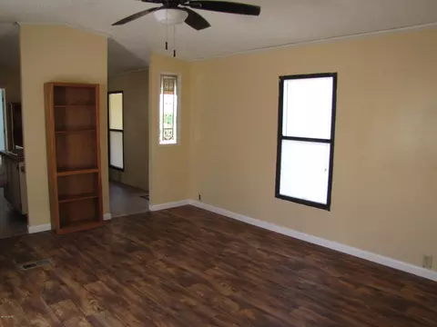 2320 Rolling Pines Rd, Chipley, FL 32428 photo 4