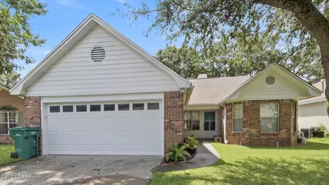 144 Wright Cir, Niceville, FL 32578 photo 1
