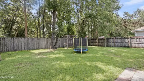 144 Wright Cir, Niceville, FL 32578 photo 2