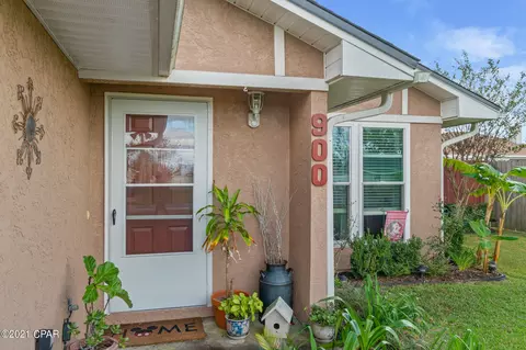 900 E Pine Forest Dr, Lynn Haven, FL 32444 photo 2
