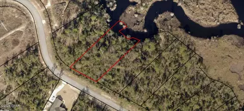 3535 High Cliff Rd, Southport, FL 32409