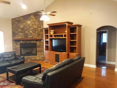 4882 Logan Loop, Malone, FL 32445 photo 11