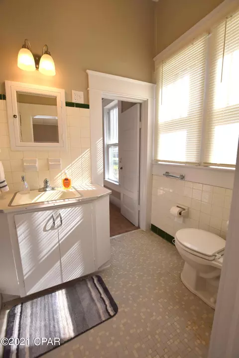 520 Main St, Chipley, FL 32428 photo 9