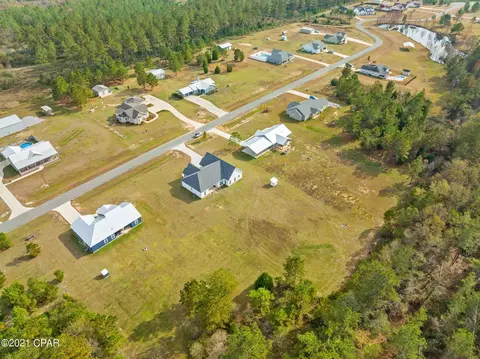 518 Lakepointe Dr, Chipley, FL 32428 photo 10