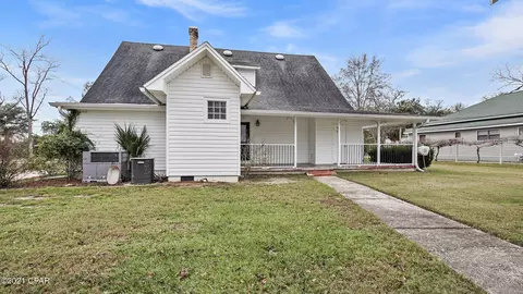 637 3rd St, Chipley, FL 32428 photo 8