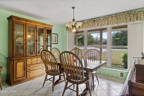 1840 Flagler Dr, Chipley, FL 32428 photo 3