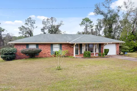 1840 Flagler Dr, Chipley, FL 32428 photo 1