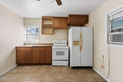 772 7th St, Chipley, FL 32428 photo 18