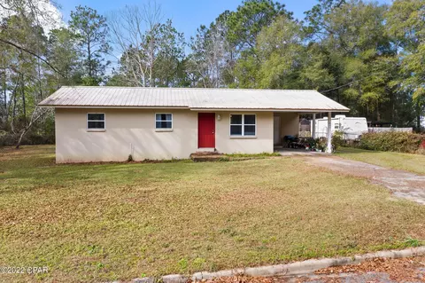 642 Grove St, Chipley, FL 32428 photo 2