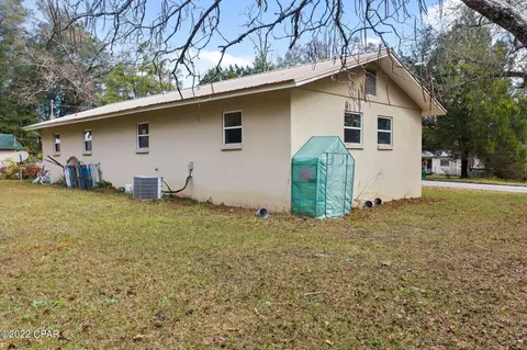 642 Grove St, Chipley, FL 32428 photo 15