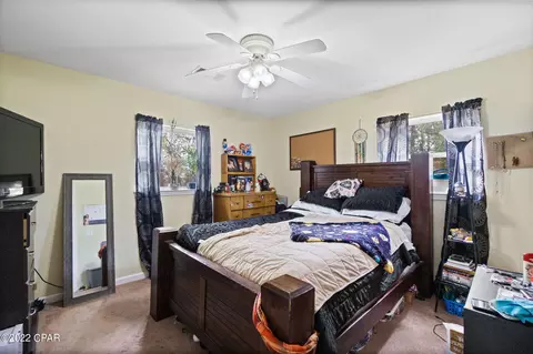 642 Grove St, Chipley, FL 32428 photo 9