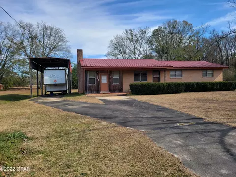 837 Maple St, Chipley, FL 32428 photo 2