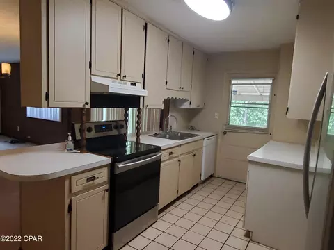 3977 Gables Blvd, Chipley, FL 32428 photo 16
