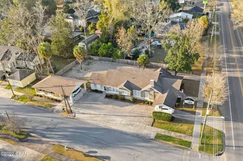 View/Area - 896 Main St, Chipley, FL 32428 photo 1 of 7