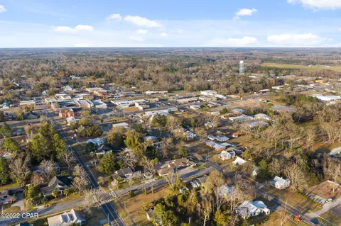 View/Area - 896 Main St, Chipley, FL 32428 photo 3 of 7