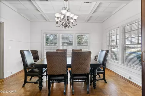 Dining - 896 Main St, Chipley, FL 32428 photo 1 of 3