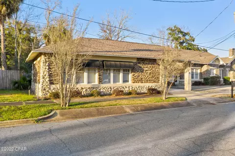 Exterior - 896 Main St, Chipley, FL 32428 photo 2 of 7