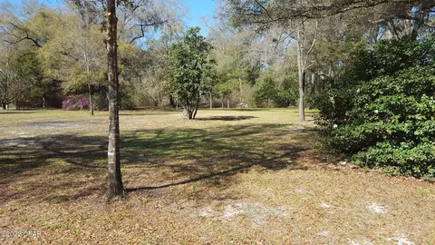 4768 Webb, Chipley, FL 32428 photo 3