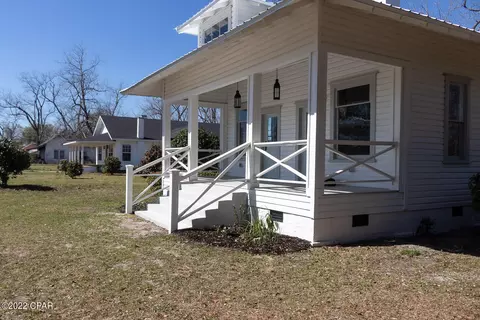 5142 8th Ave, Malone, FL 32445 photo 3