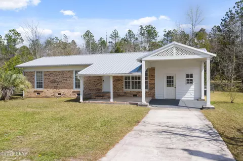 755 Gilbert Dr, Chipley, FL 32428 photo 1