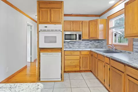 755 Gilbert Dr, Chipley, FL 32428 photo 4