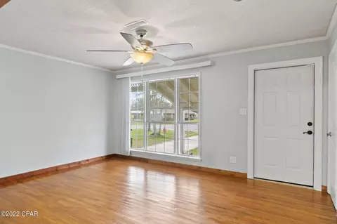 755 Gilbert Dr, Chipley, FL 32428 photo 2