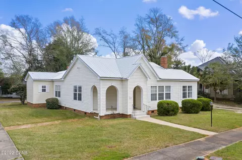 719 5th St, Chipley, FL 32428 photo 19
