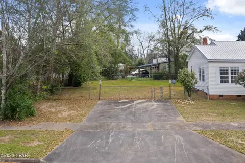 719 5th St, Chipley, FL 32428 photo 25
