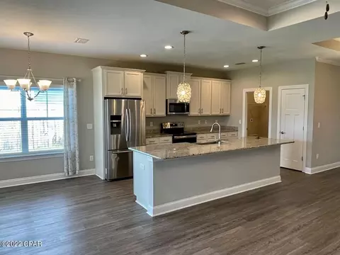 195 Partridge Ln, Freeport, FL 32439 photo 4