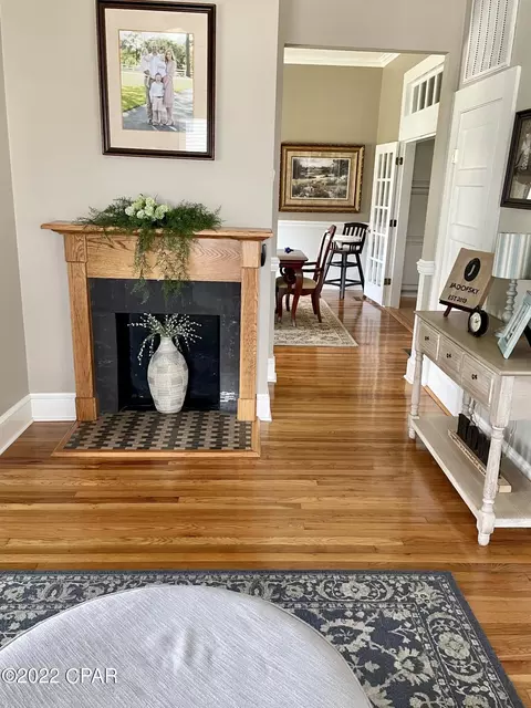 634 3rd St, Chipley, FL 32428 photo 5