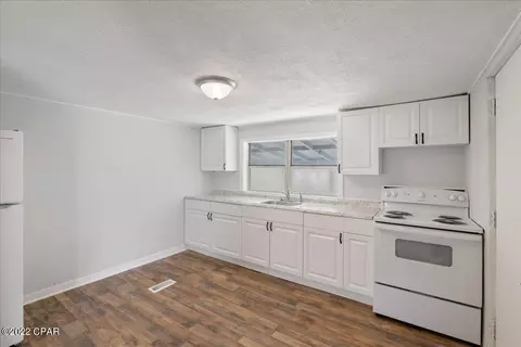 550 Main St, Chipley, FL 32428 photo 13
