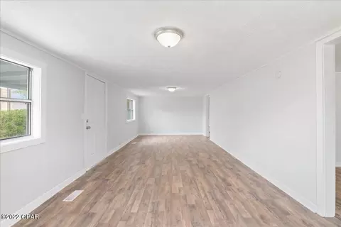 550 Main St, Chipley, FL 32428 photo 9