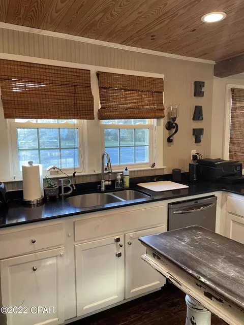 3256 Main St, Cottondale, FL 32431 photo 10
