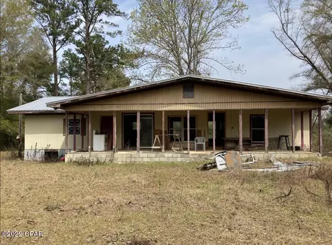 3048 Wyatt Dr, Chipley, FL 32428 photo 1
