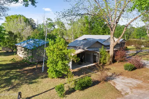 588 2 Nd St, Chipley, FL 32428 photo 6