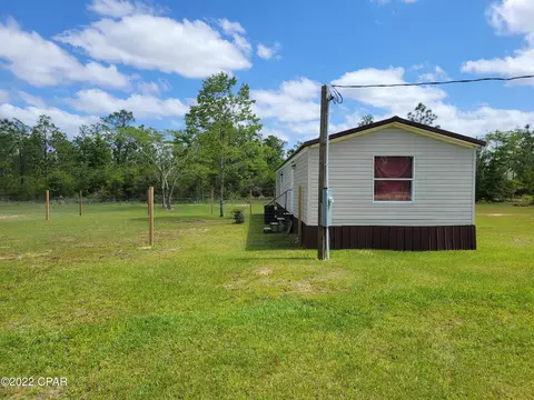 3354 Easy St, Chipley, FL 32428 photo 2