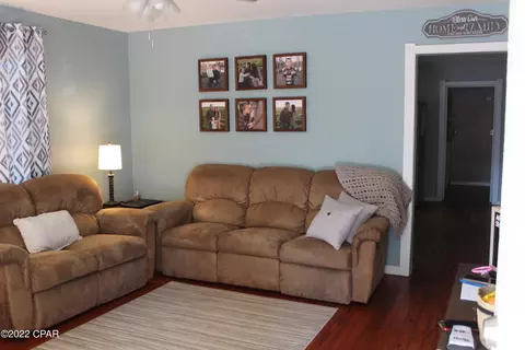 796 Sinclair St, Chipley, FL 32428 photo 3