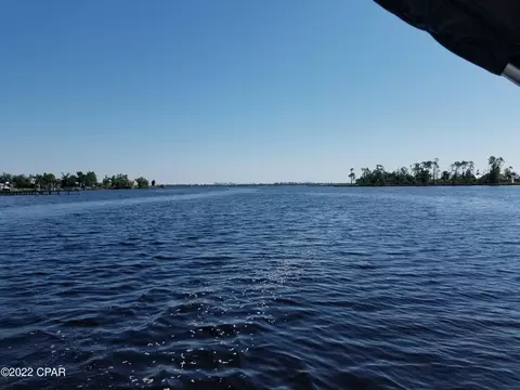 714 W Pierson Dr, Lynn Haven, FL 32444