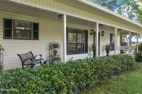 1902 Limestone Ln, Chipley, FL 32428 photo 4